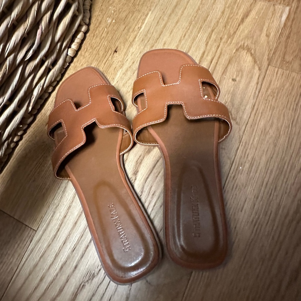 NWOT  Women's brown Sandal Slide Slipper US 8.5/9 Euro 40